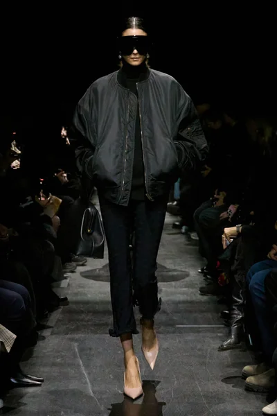 Look 53
